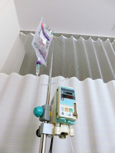 アレルギー 歯周病 ポケット 埋没型：親不知 親知らず 抜歯手術 入院 麻酔 静脈 全身 不安 痛い 腫れ 抗生物質 点滴