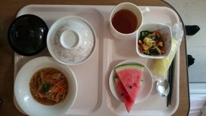 アレルギー 歯周病 ポケット 埋没型：親不知 親知らず 抜歯手術 入院 麻酔 静脈 全身 不安 痛い 腫れ 抗生物質 点滴